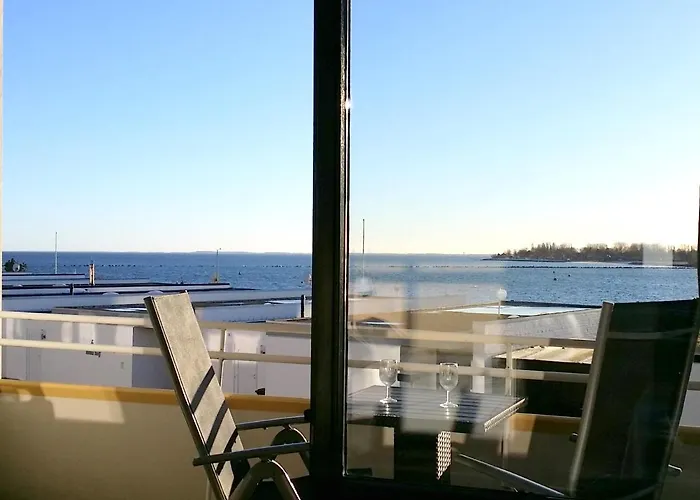 Burgtiefe Suedstrand Meerblick Meerzeit *